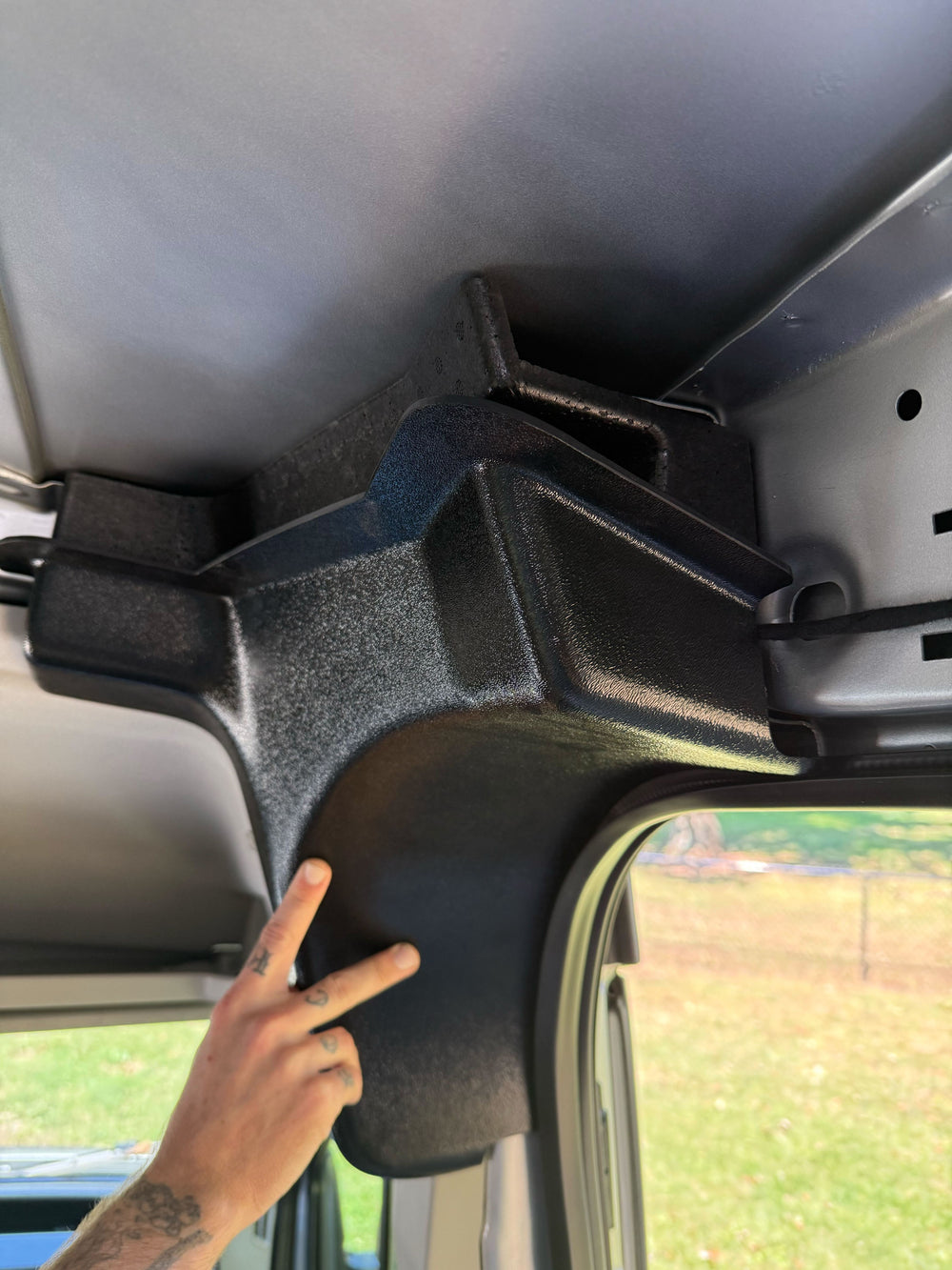 Passenger transit mid roof b pillar blob cover