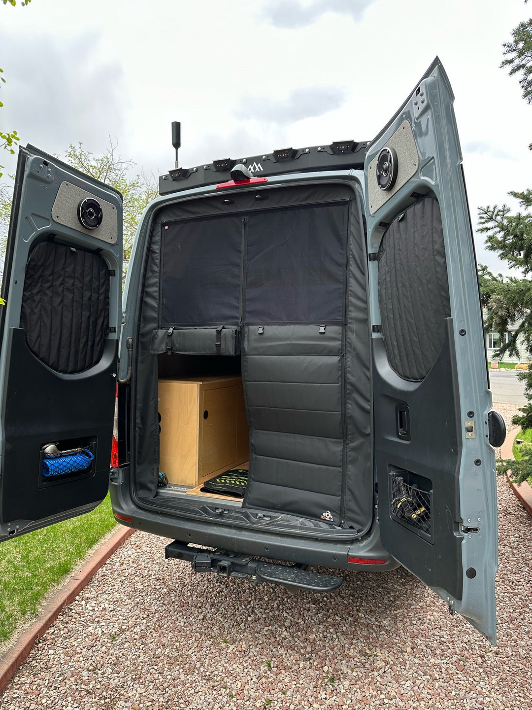 Mercedes Sprinter Rear Garage V2 Insect Bug Screen